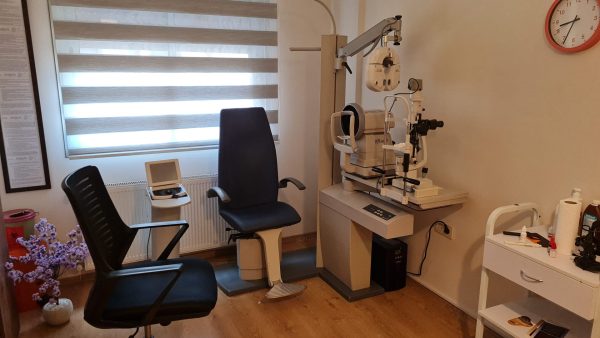 Topcon IS-600 Göz Muayene Üniti